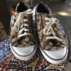 Darling Coach Tennis Shoes! Brown and white